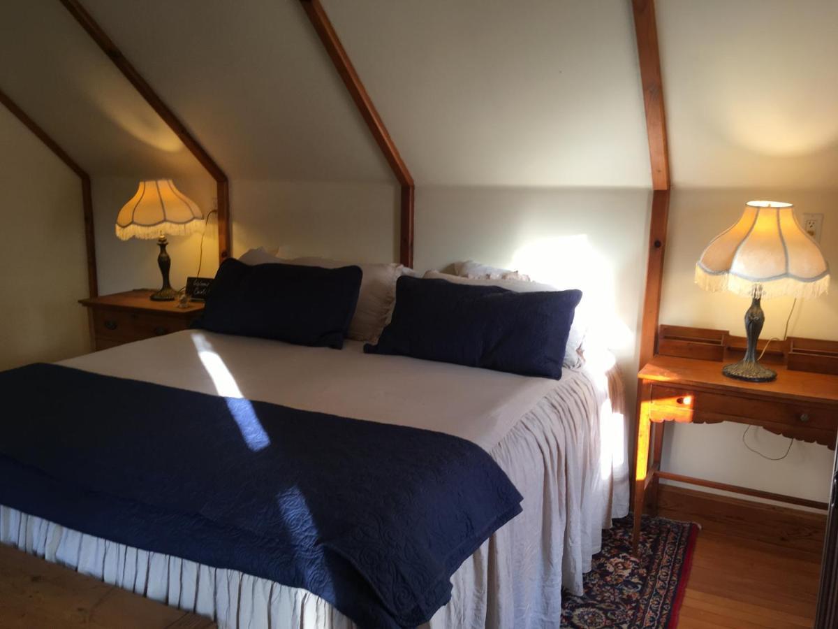Sawyer'S Creek Bed And Breakfast Algonquin Highlands Екстер'єр фото