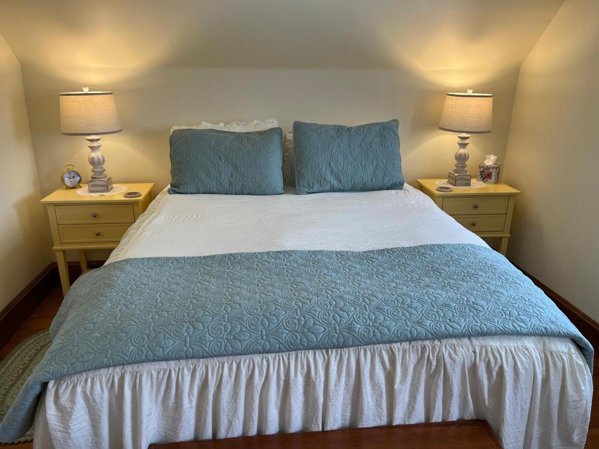Sawyer'S Creek Bed And Breakfast Algonquin Highlands Екстер'єр фото